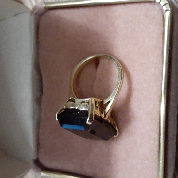 10K GOLD SMOKY TOPAZ EMERALD CUT RING - Picture 6 of 11